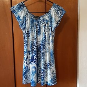 Ava &Grace blue shirt